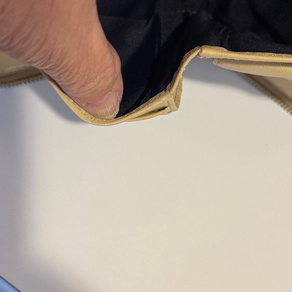 Coach Tan Leather Wallet with Front Pocket - Picture 7 of 8